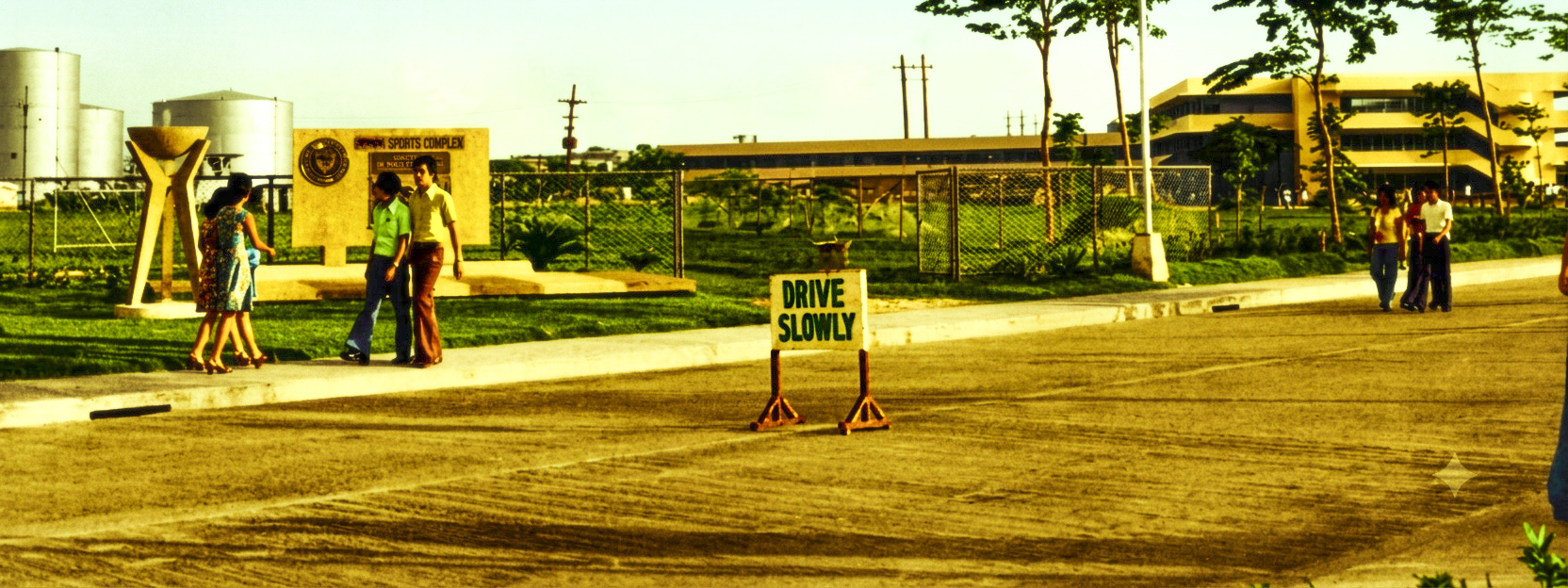 1976